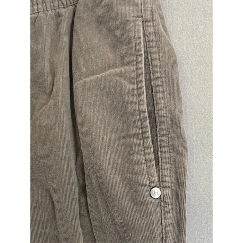 Vuori Optimist Mens MED Corduroy Drawstring Pants Gray Elastic Waist Straight